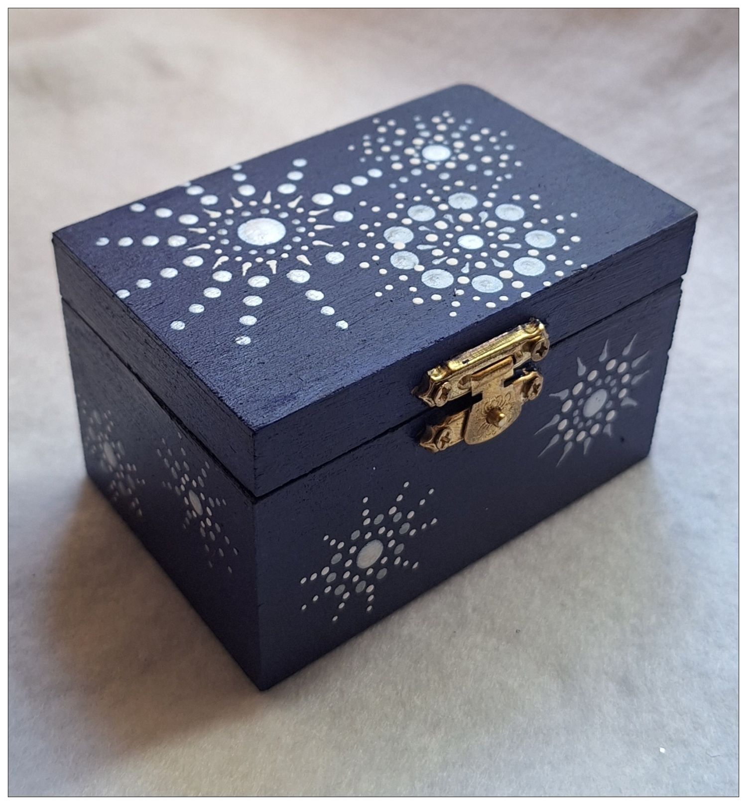 točkanje pahuljica_oaza kreative.jpg